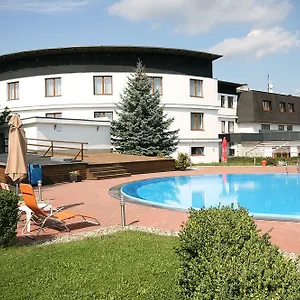 Hotel Atlantis, Rozdrojovice